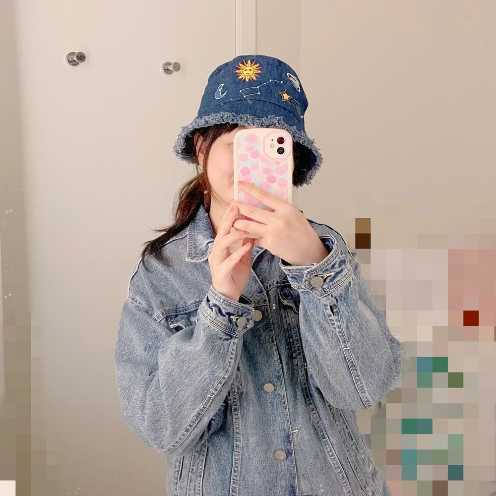 *New* Urban Outfitters Flower Child Embroidered Bucket Hat